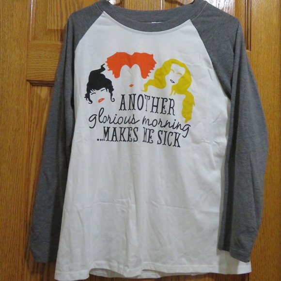 Size M Sanderson Sisters Another Glorious Morning Makes Me Sick Shirt - Picture 3 of 6